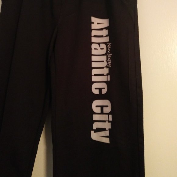 Juniors Atlantic City, NJ beach pants, large - Picture 2 of 2